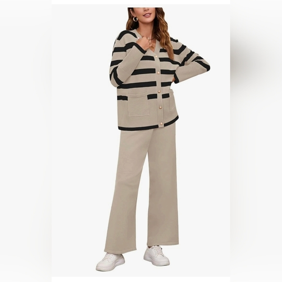 Viottiset Pants - Viottiset  2 Piece Outfit/Lounge Wear #1206 NWOT